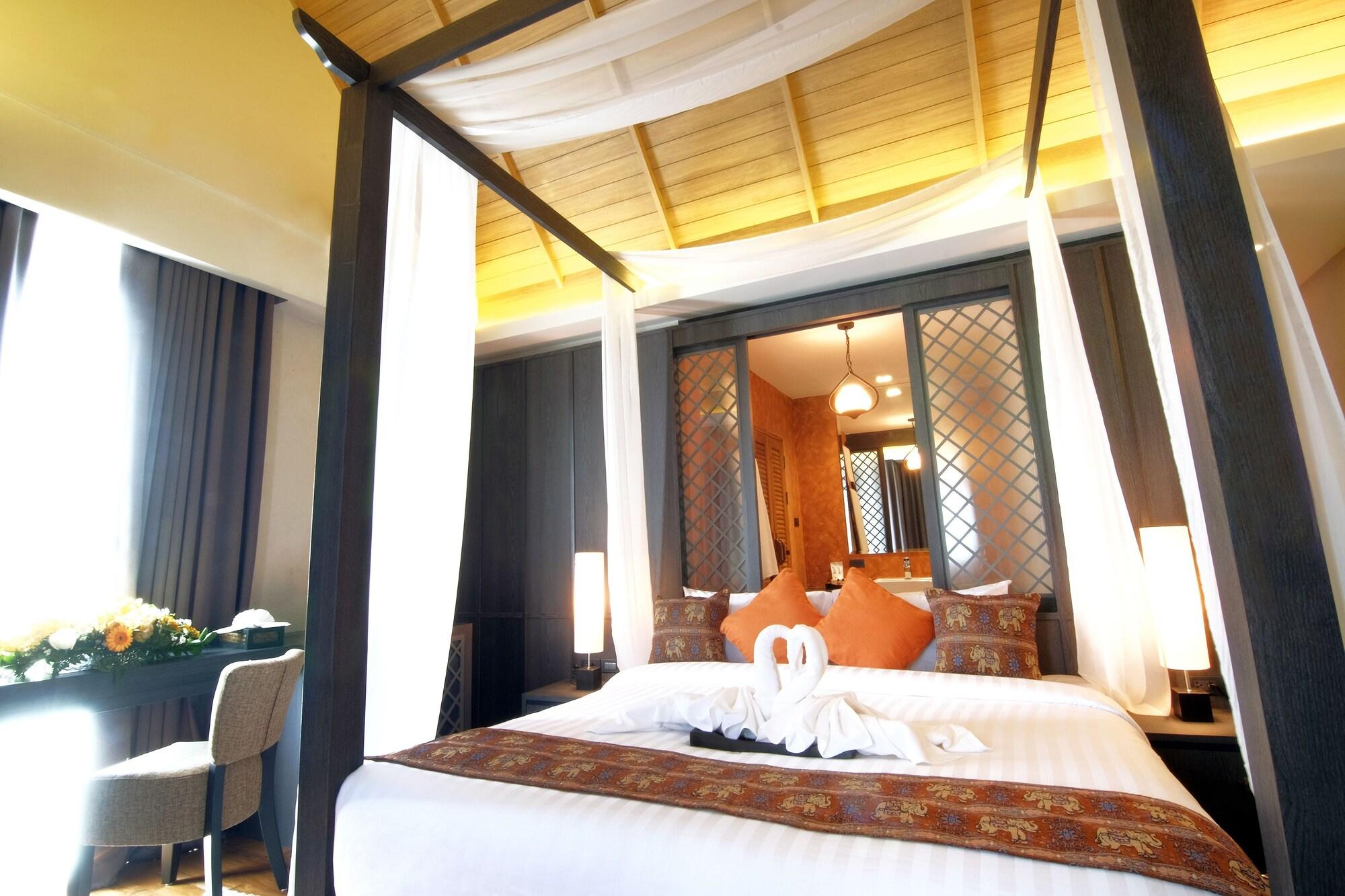 Tapae Gate Villa Чиангмай Экстерьер фото